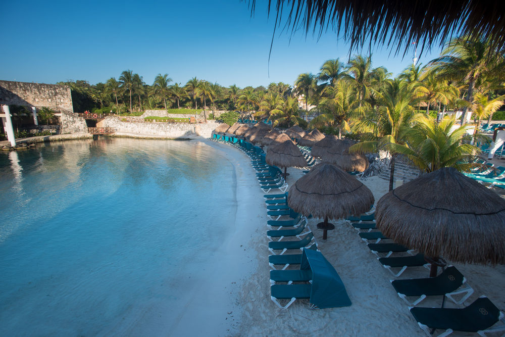 occidental grand xcaret beach